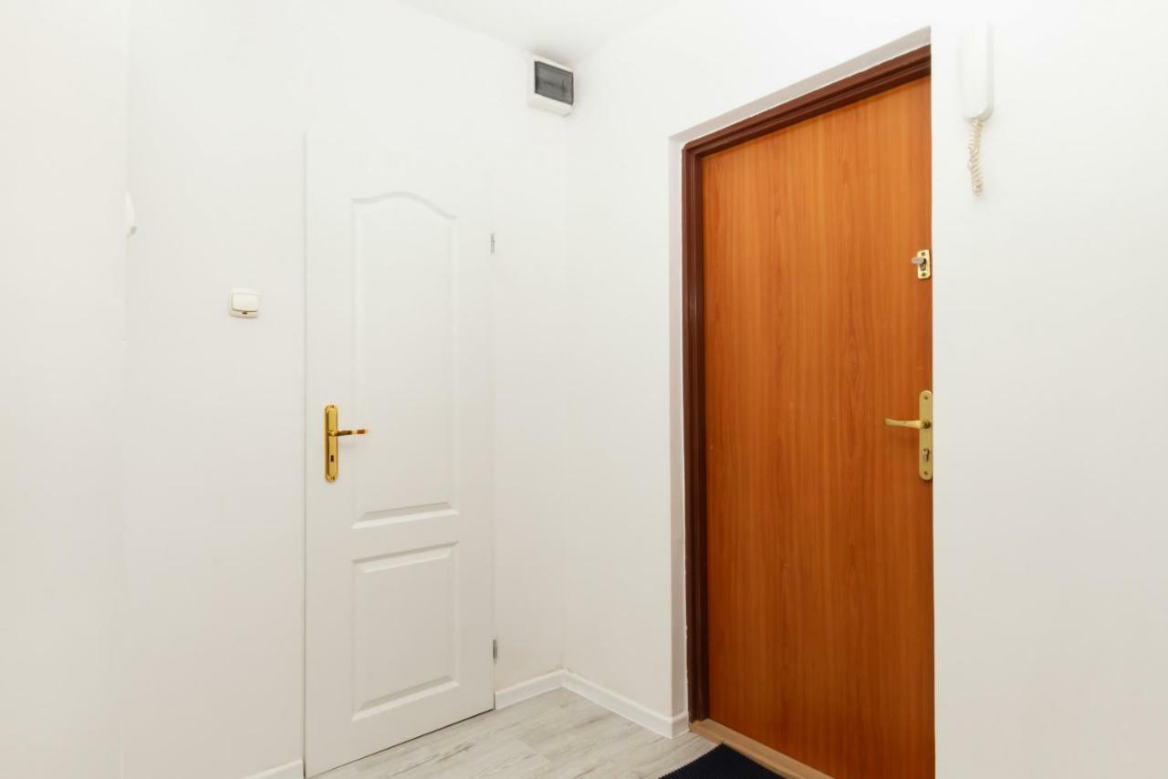 Apartments Gdansk Dworska By Noclegi Renters ภายนอก รูปภาพ