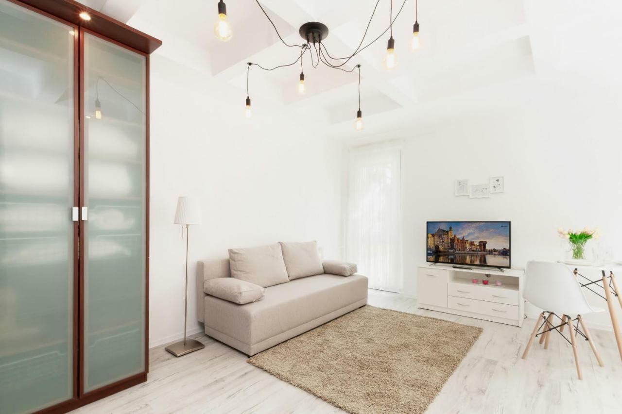 Apartments Gdansk Dworska By Noclegi Renters ภายนอก รูปภาพ